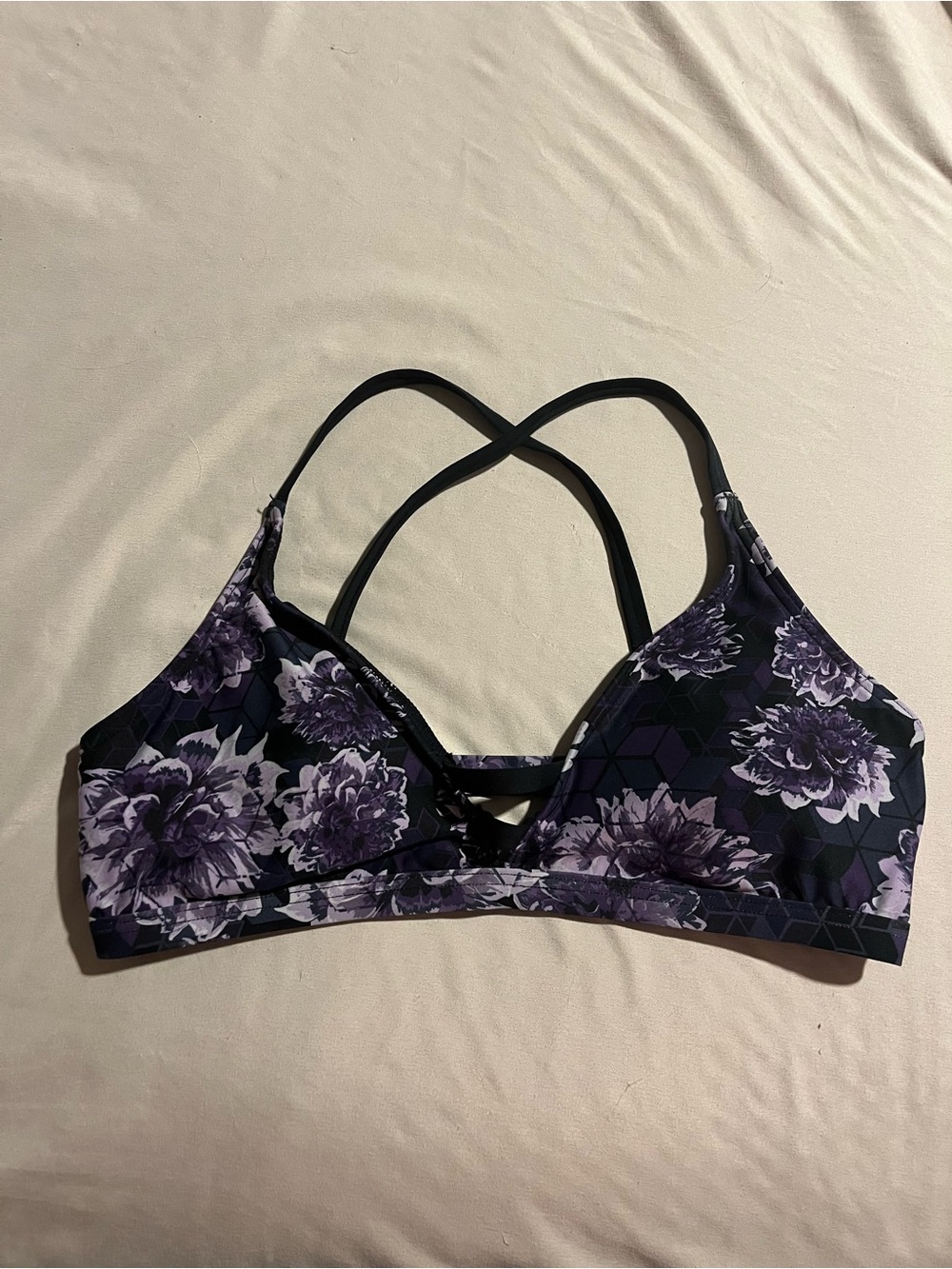 Black- Purple floral TYR bikini swim top Size Large